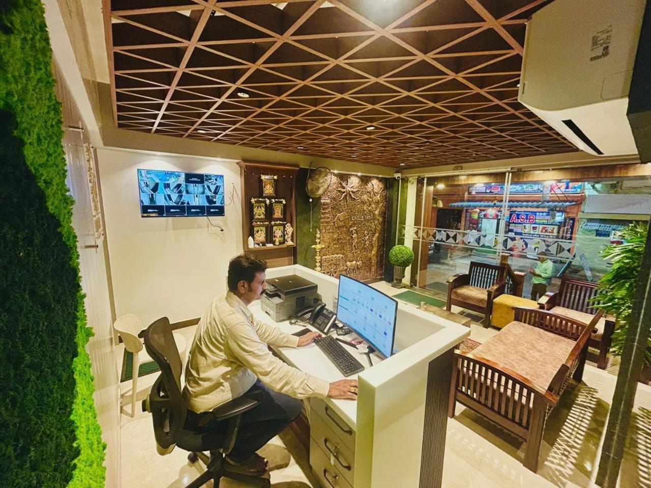 Eagle Inn Stay Kanchipuram Εξωτερικό φωτογραφία