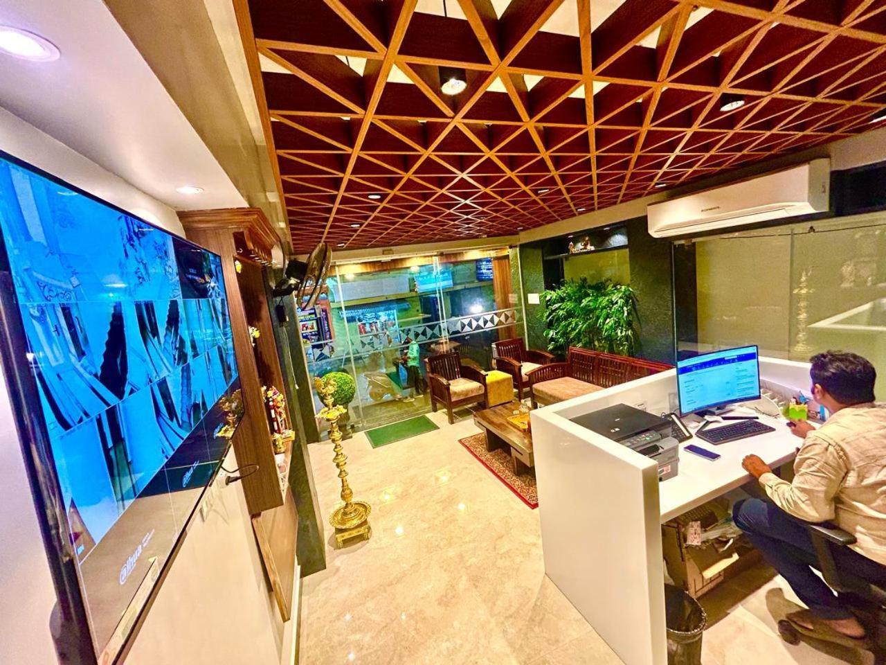 Eagle Inn Stay Kanchipuram Εξωτερικό φωτογραφία